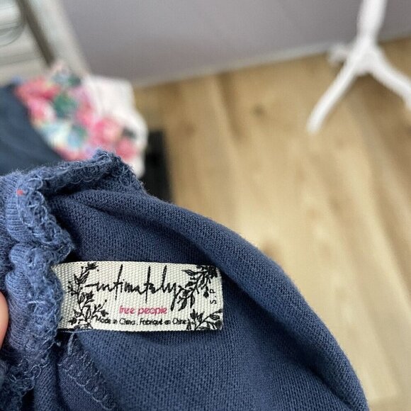 Free People Ultra-Wide Leg Pleated High Rise Pull-On Pants Blue size Small - Picture 8 of 9